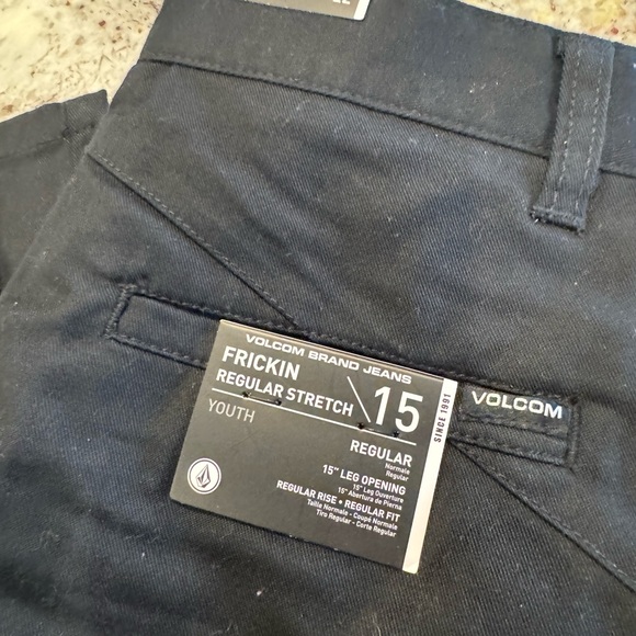 NWT Volcom boys pants size 22 - Picture 2 of 3